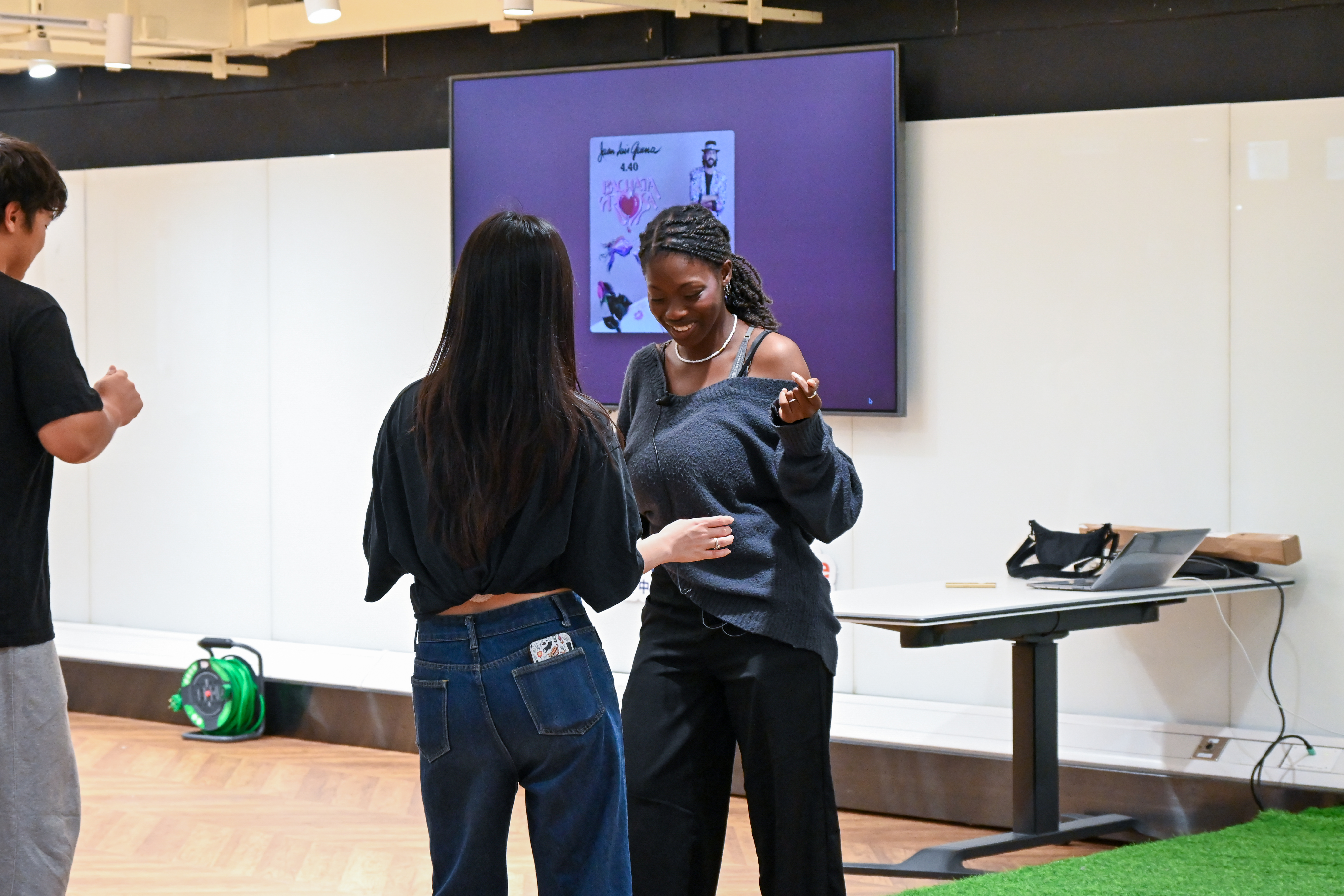 02_Bachata Dance Workshop